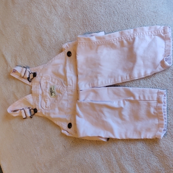 Oshkosh Pink Denim 3T Girls Dungarees - Picture 1 of 6